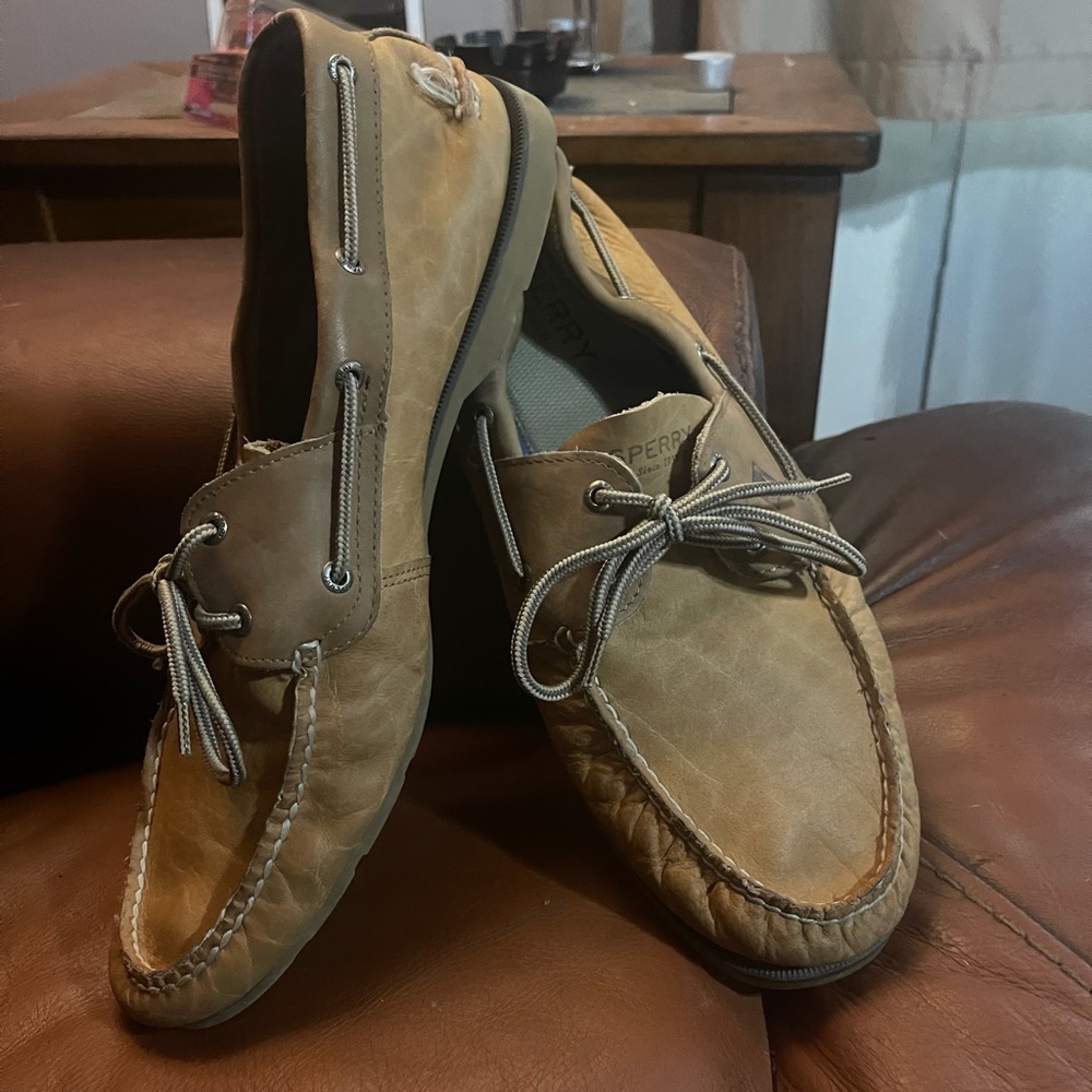 Tan leather Sperry Boat Shoes size 15